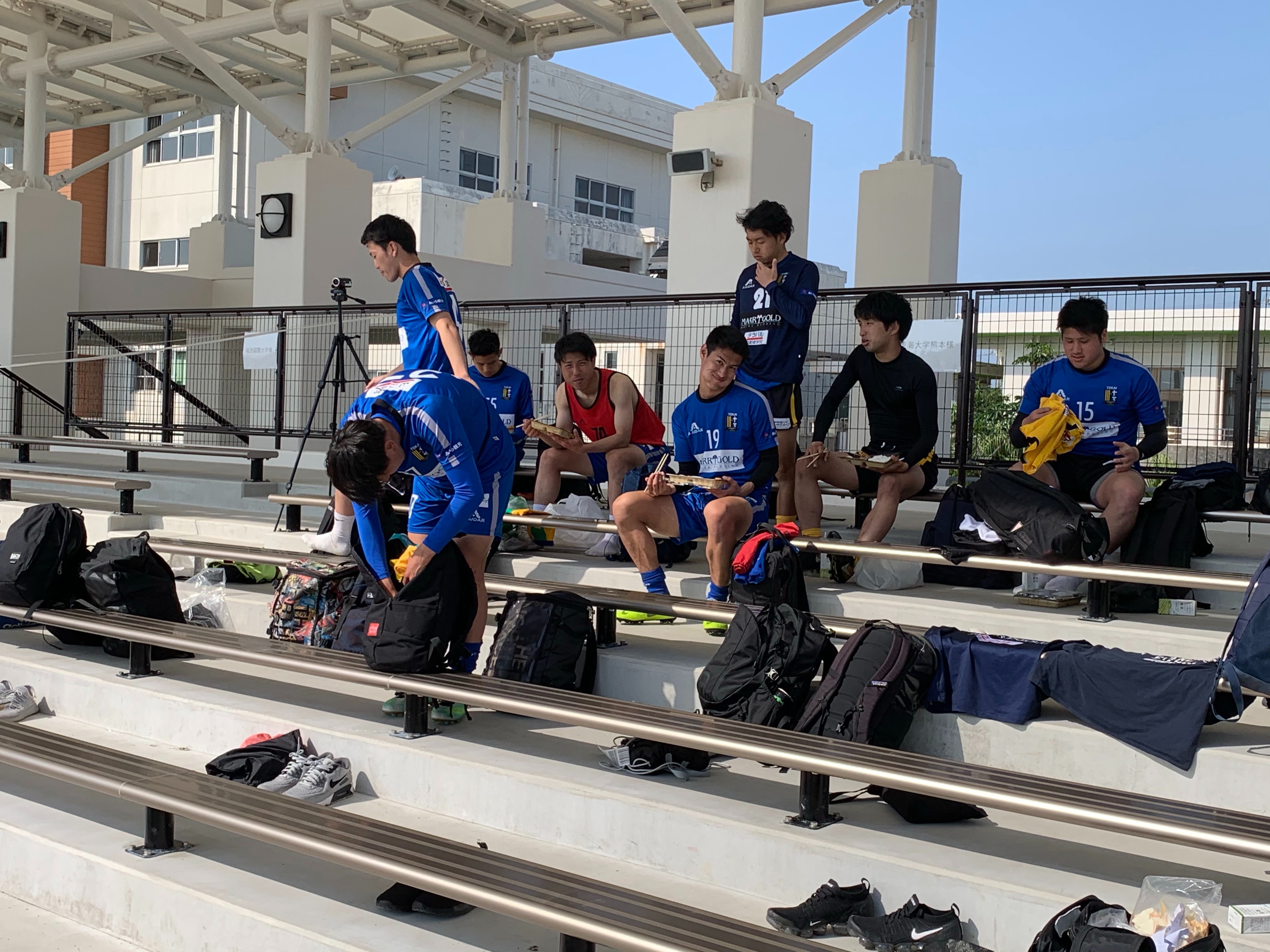 06104212-0288-496A-922C-F3C687572603